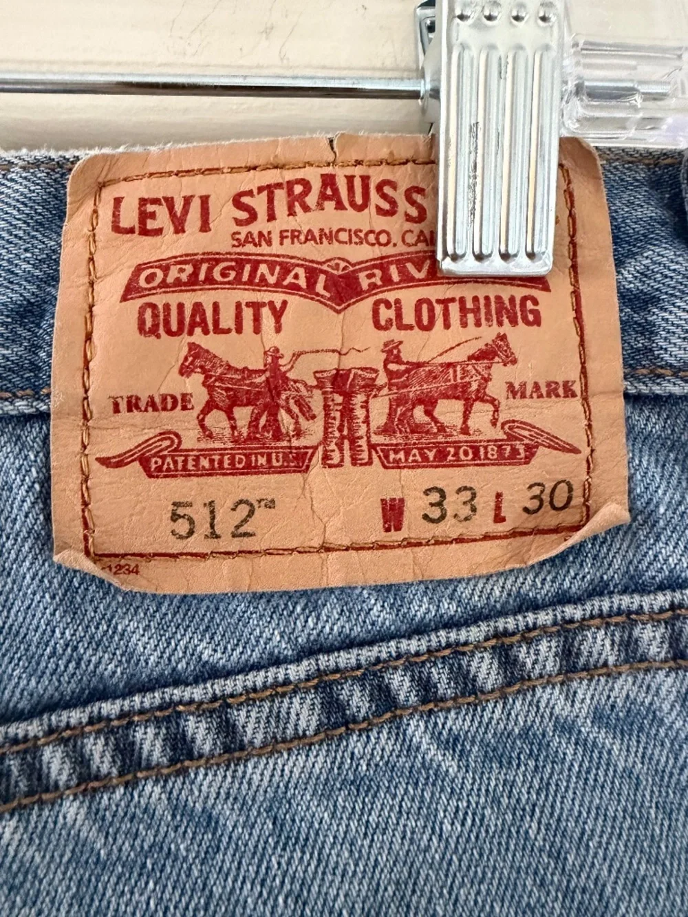 Vintage Levi’s 512 Slim Fit Jeans Men’s 33x30 Light Wash